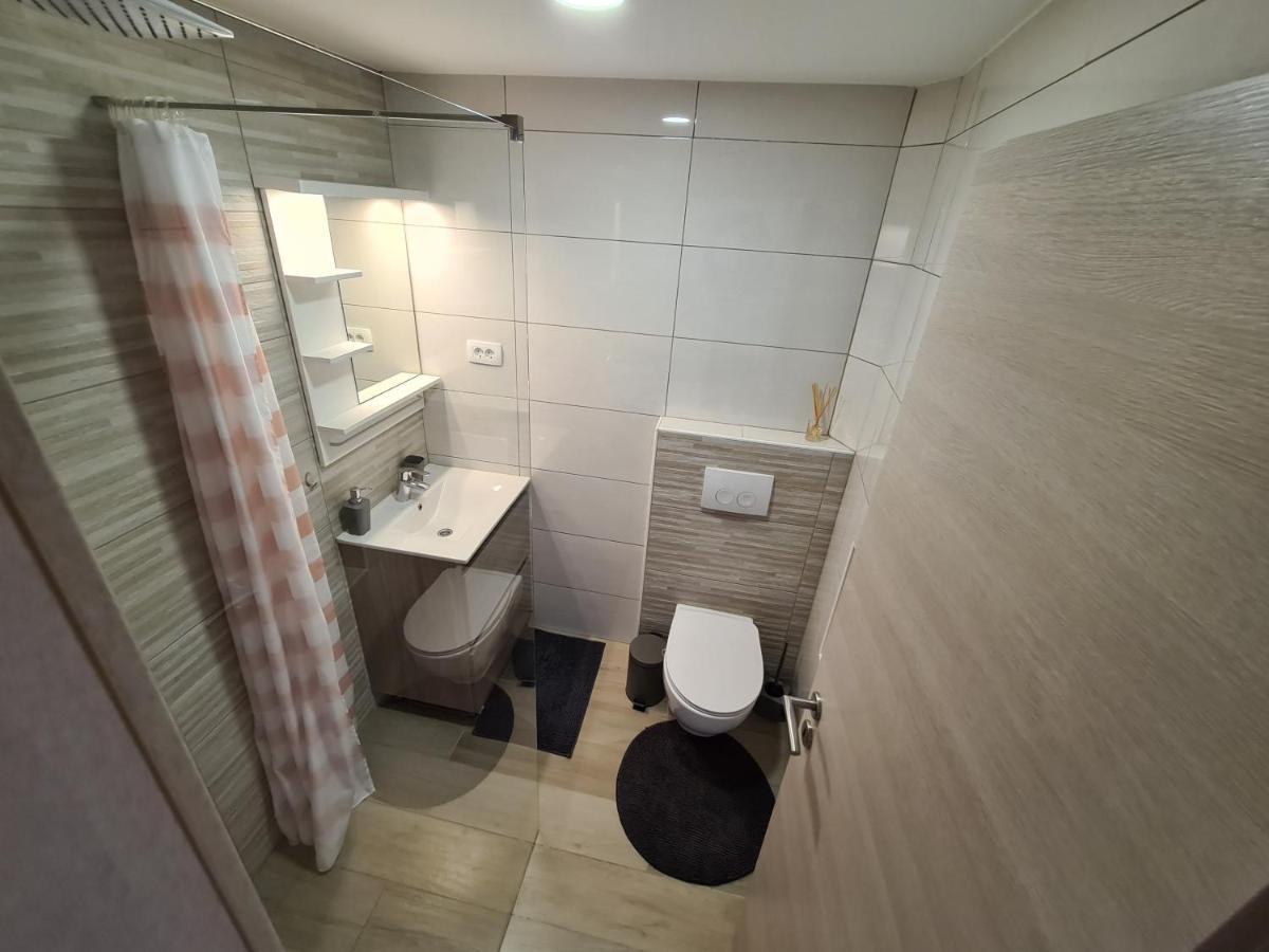 Apartma Iva Koper Exteriör bild